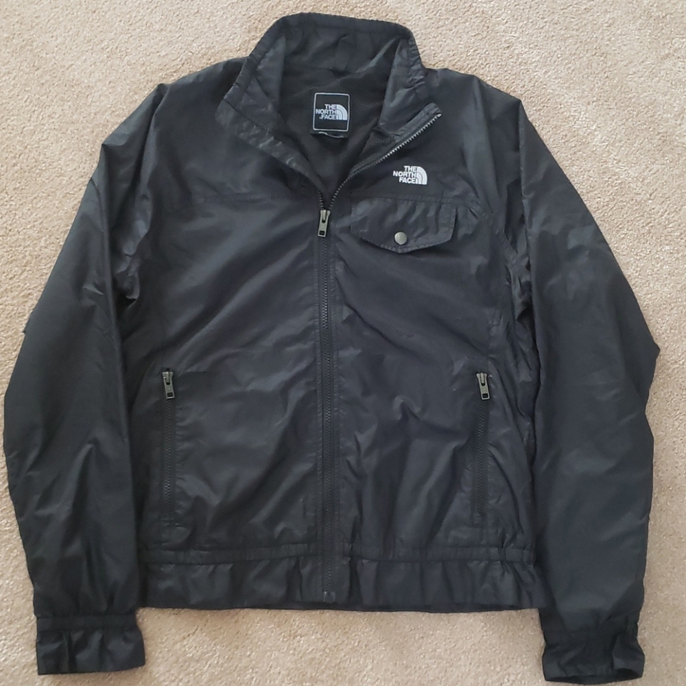The North Face Ahuy Windbreaker